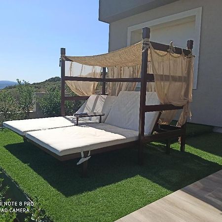 Chalkida Hilltop Apartments ภายนอก รูปภาพ