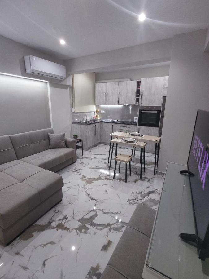 Chalkida Hilltop Apartments ภายนอก รูปภาพ