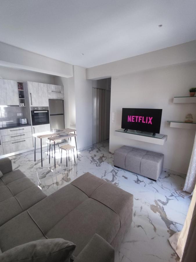 Chalkida Hilltop Apartments ภายนอก รูปภาพ