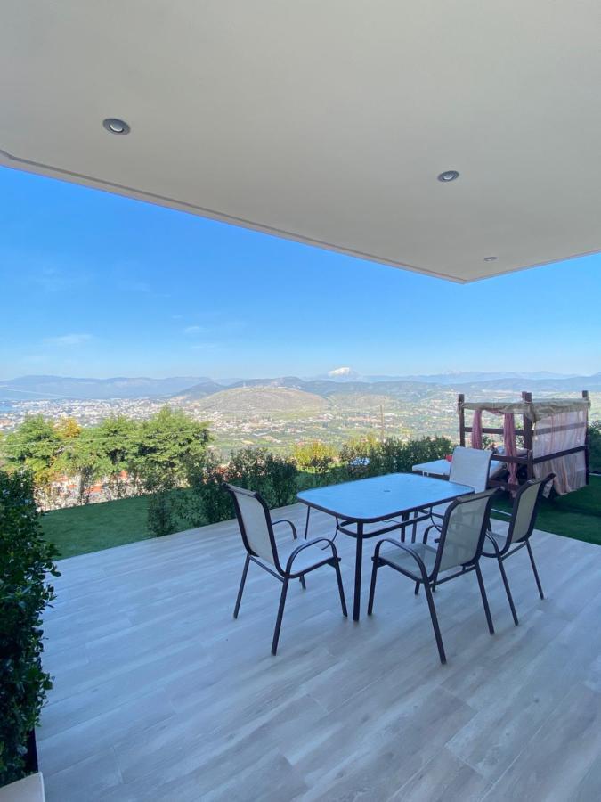 Chalkida Hilltop Apartments ภายนอก รูปภาพ